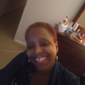 Meet your Posher, Pauline